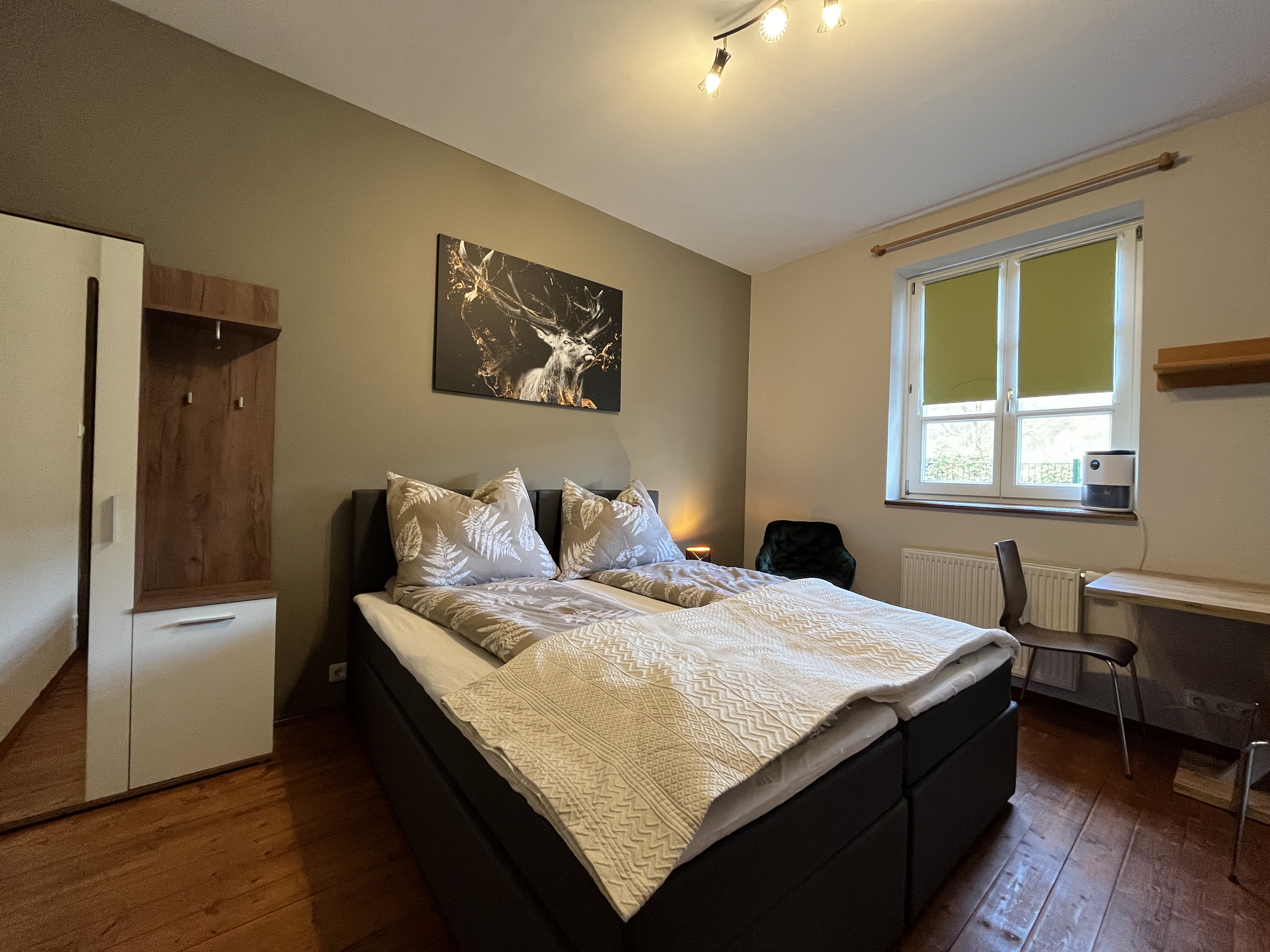 Monteur-Zimmer - Zimmerarten: Einzelzimmer - Senftenberg (Senftenberg) - STUDIO-APARTMENT "DAVINCI" am SCHLOSS WALD in 3144 Pyhra bei St. Pölten