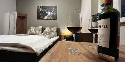 Monteur-Zimmer - Krems an der Donau - STUDIO-APARTMENT "DAVINCI" am SCHLOSS WALD in 3144 Pyhra bei St. Pölten