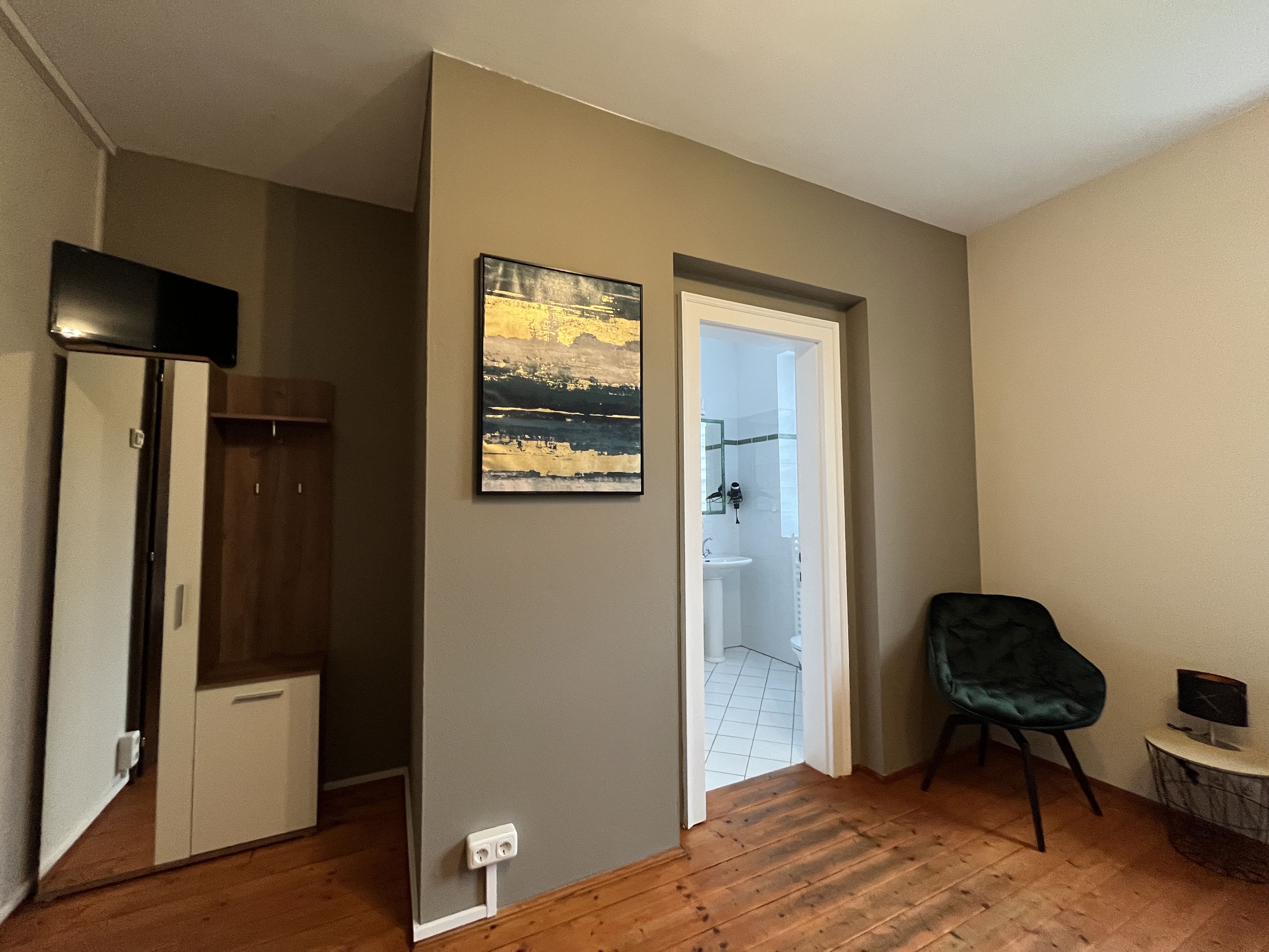 Monteur-Zimmer - Zimmerarten: Einzelzimmer - Senftenberg (Senftenberg) - APARTMENT "RAPHAEL" am SCHLOSS WALD in 3144 Pyhra bei St. Pölten 