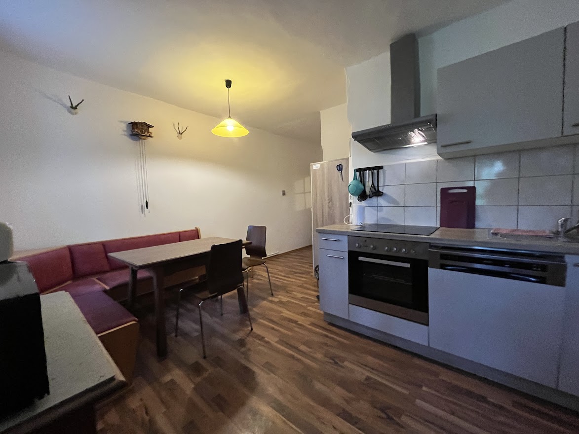 MonteurZimmer: Monteurwohnung "Zur alten Forstkanzlei" in 3144 Pyhra bei St. Pölten