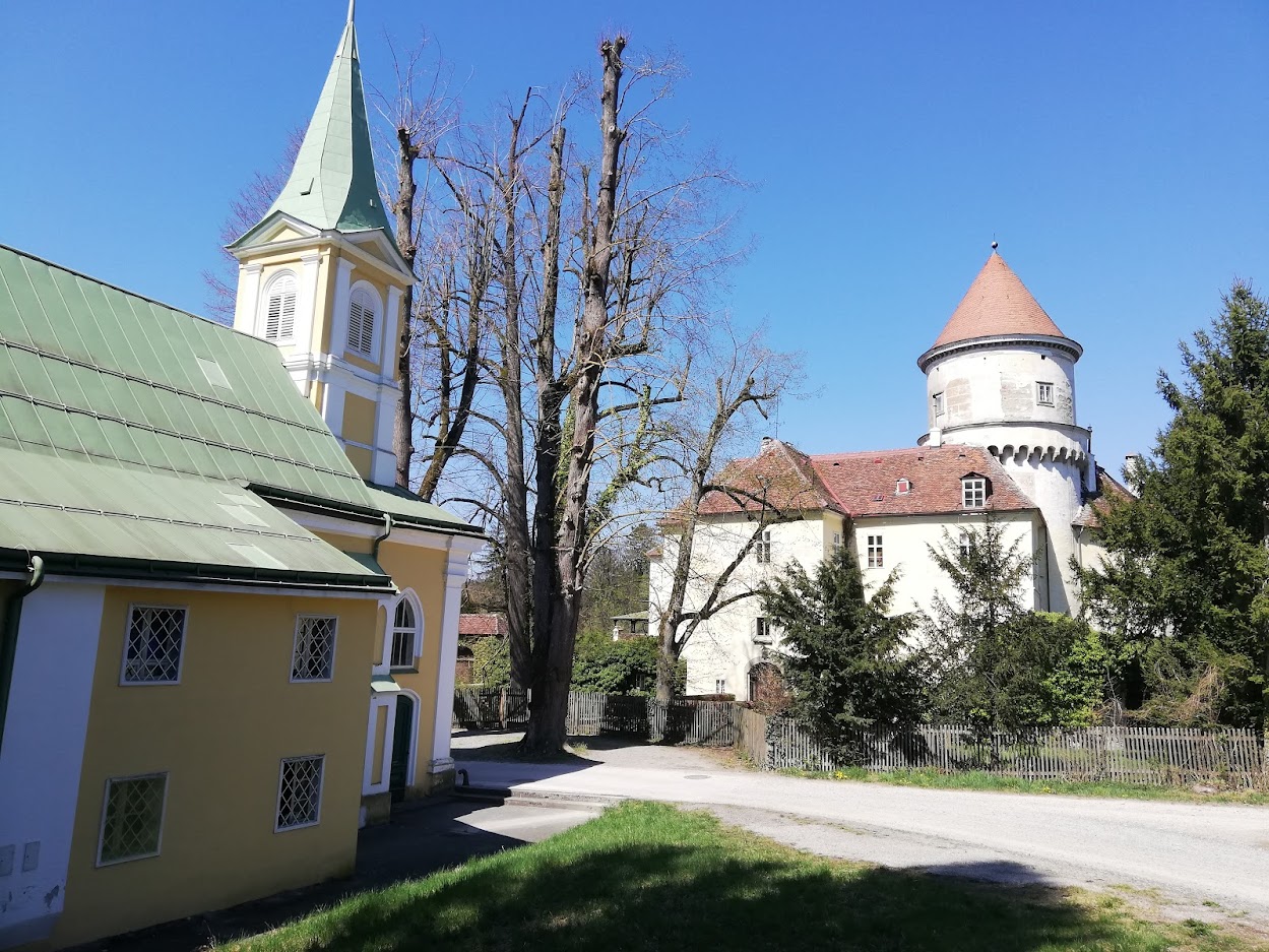 MonteurZimmer: Monteurwohnung "Zur alten Forstkanzlei" in 3144 Pyhra bei St. Pölten