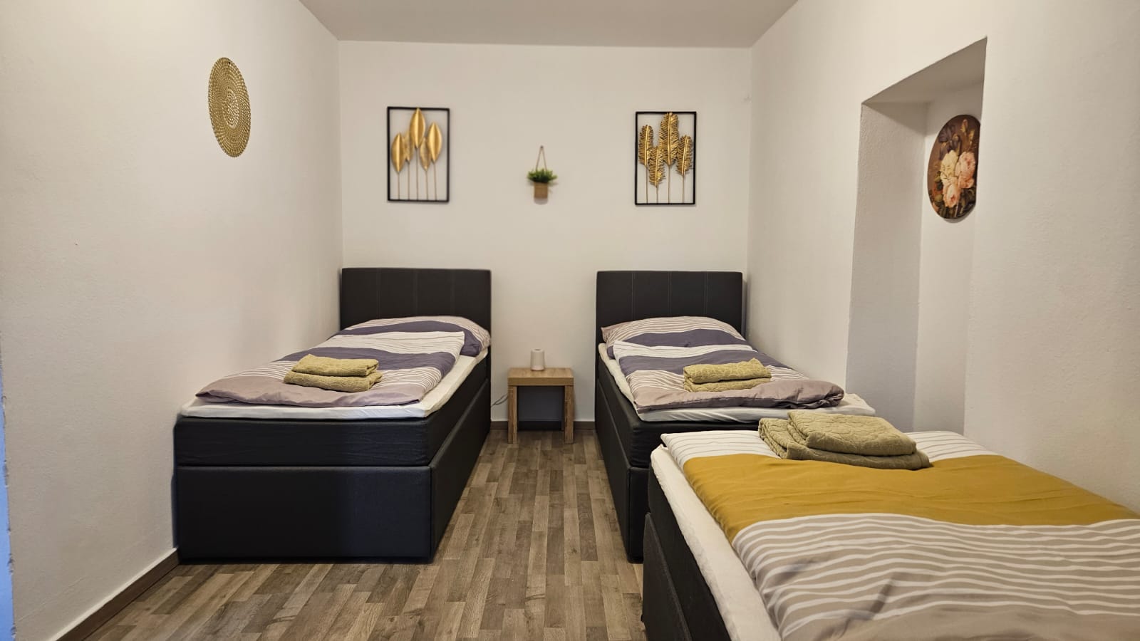 Monteur-Zimmer - Zimmerarten: Einzelzimmer - Senftenberg (Senftenberg) - Apartment KREMSTAL in der WACHAU - Top 2