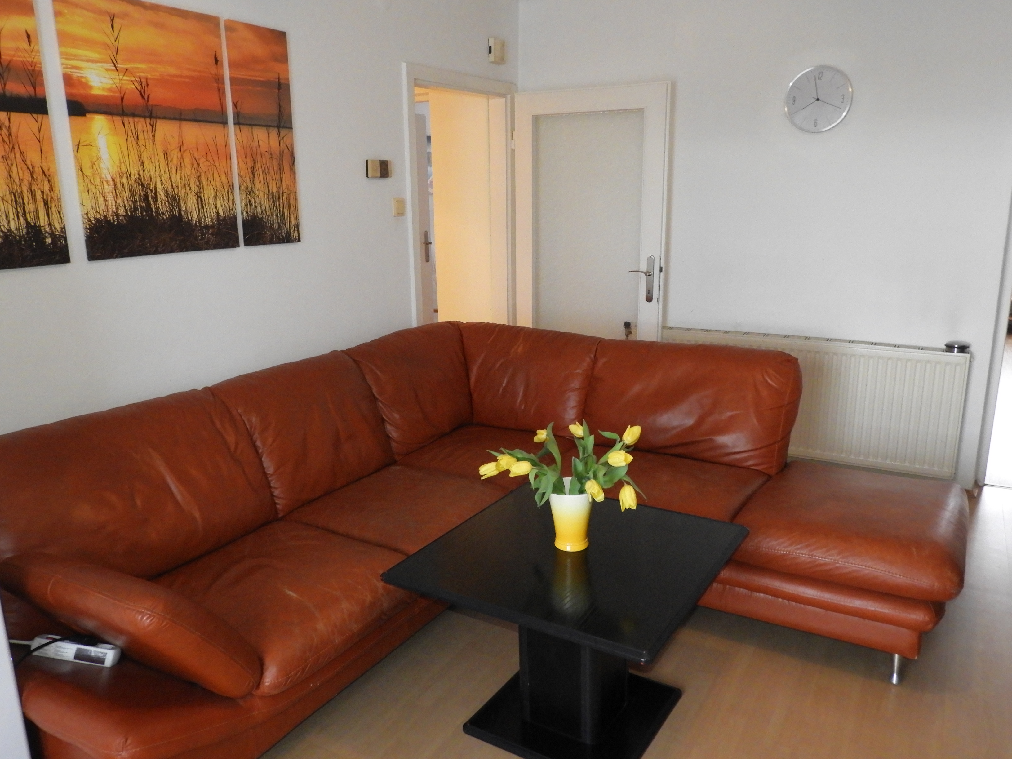 MonteurZimmer: Wohnung 4600 Wels, Linzerstraße 214:
Wohn- / Esszimmer - Pension zu Hause auf Zeit GmbH