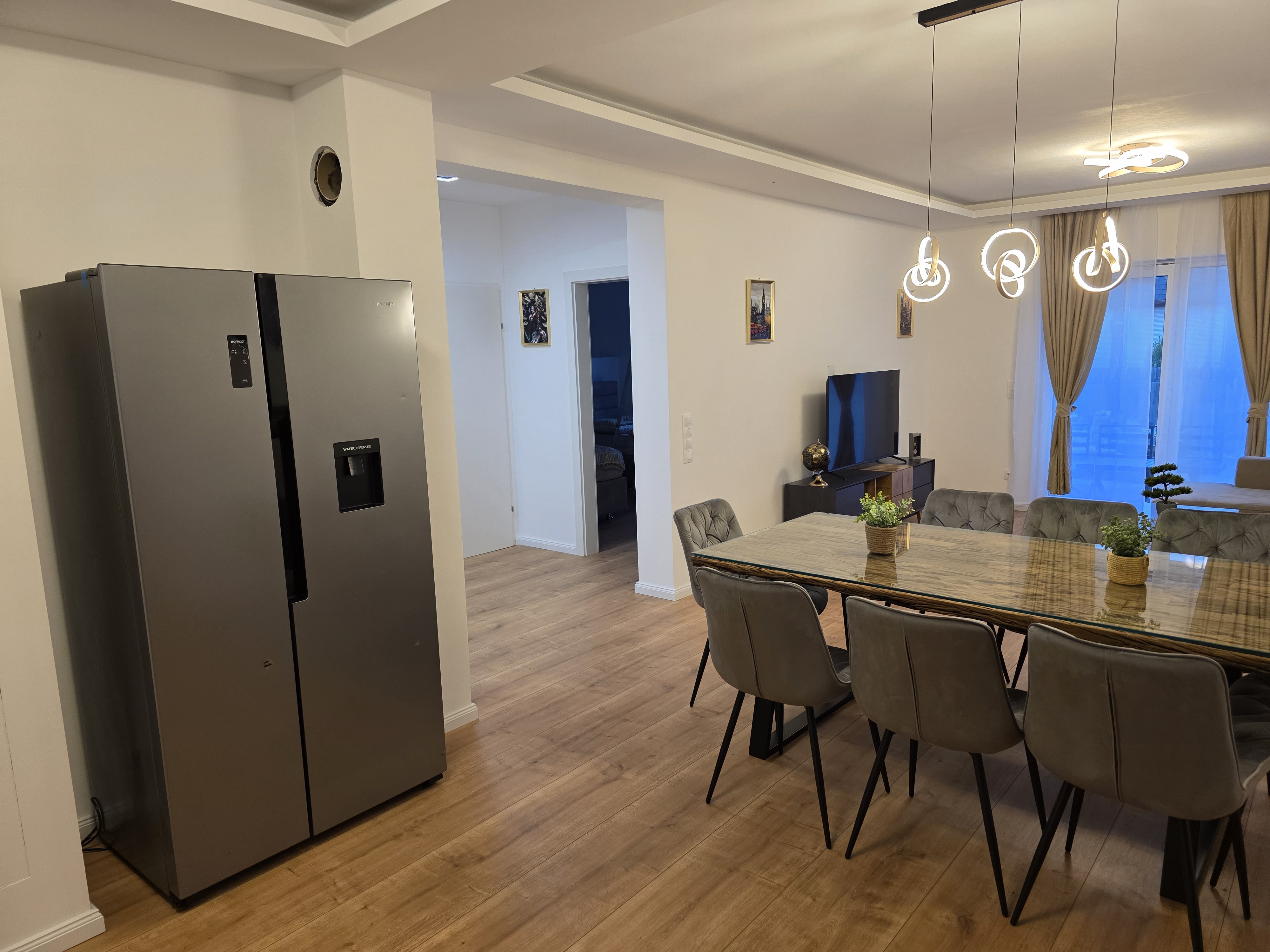 Monteur-Zimmer - Preis pro Nacht - Vösendorf - Sidy by Sidy Kühlschrank mit Kaltwasser Funktion  - Imperial Premium Mouteurzimmer 