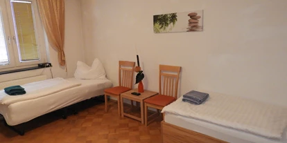 Monteur-Zimmer - Küche - Österreich - Wohnung 4600 Wels, Südtirolerstr. 10:
Kleines Zimmer - Wohnung A-4600 Wels, Südtirolerstraße 2 und 10