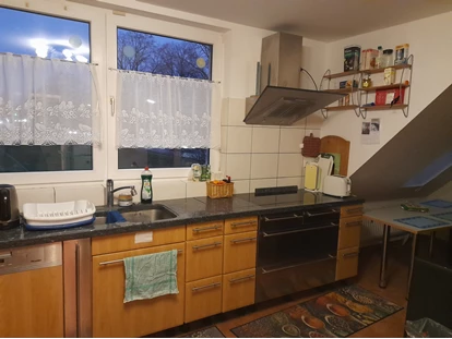 Monteur-Zimmer - Krefeld - Größe gemeinschaffts Küche woll ausgestattet  -  Pension und Monteurzimmer Hahnschrei Hamacher