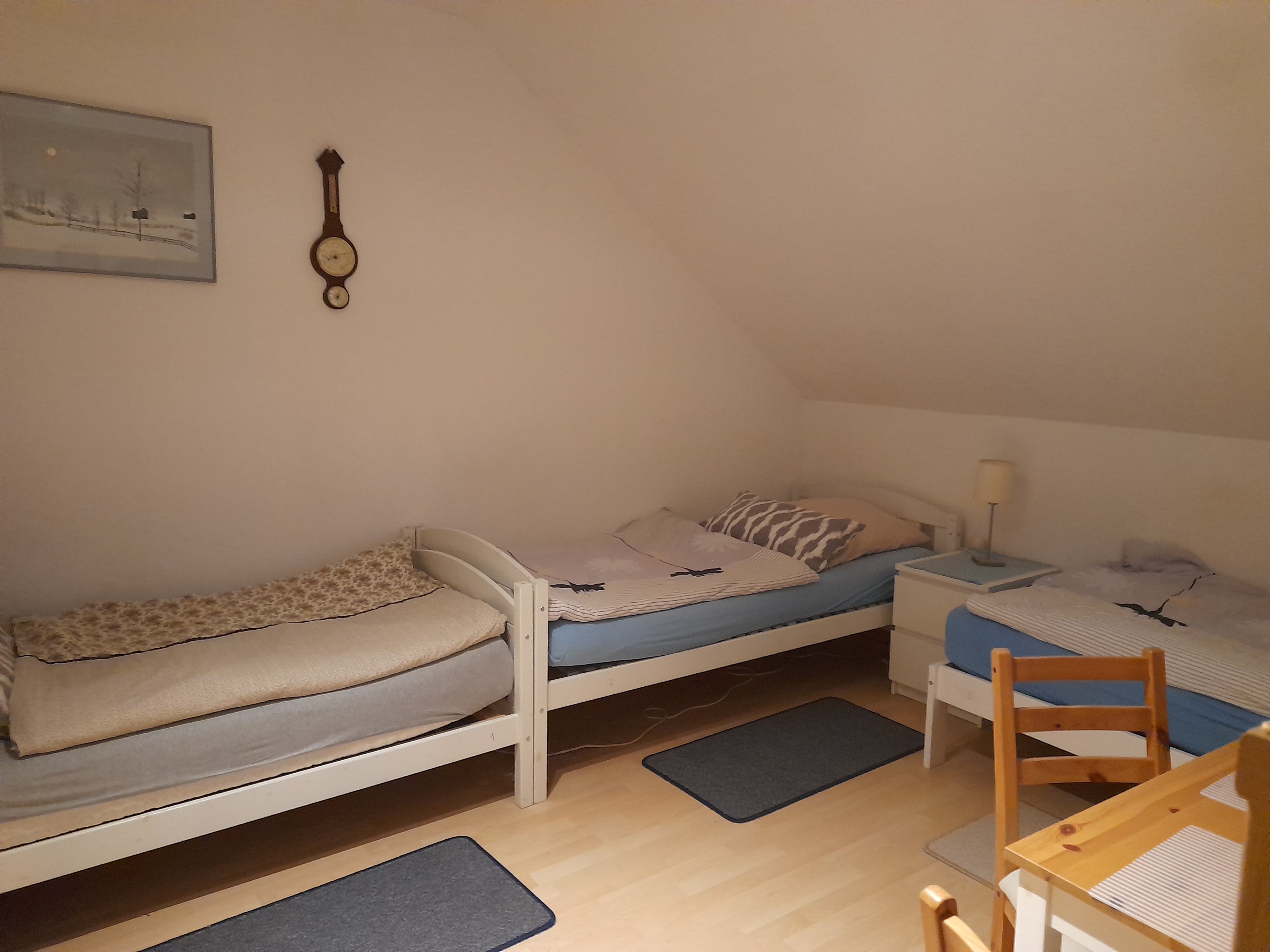 MonteurZimmer: 1 weitere   4 bett zimmer    -  Pension und Monteurzimmer Hahnschrei Hamacher