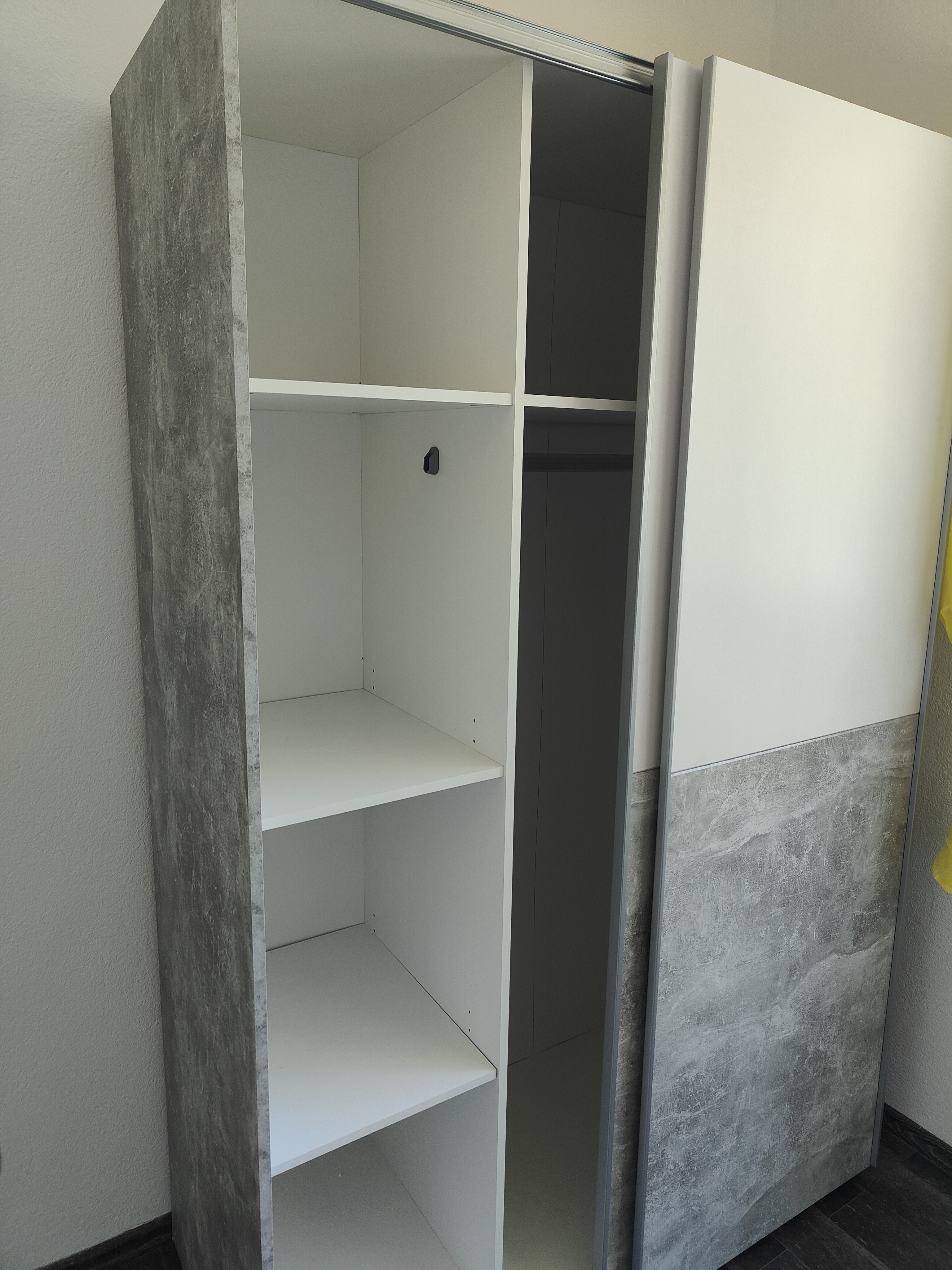 Monteur-Zimmer - Herd - Oberdrosen - Einrichtung - Ferienwohnung Landliebe