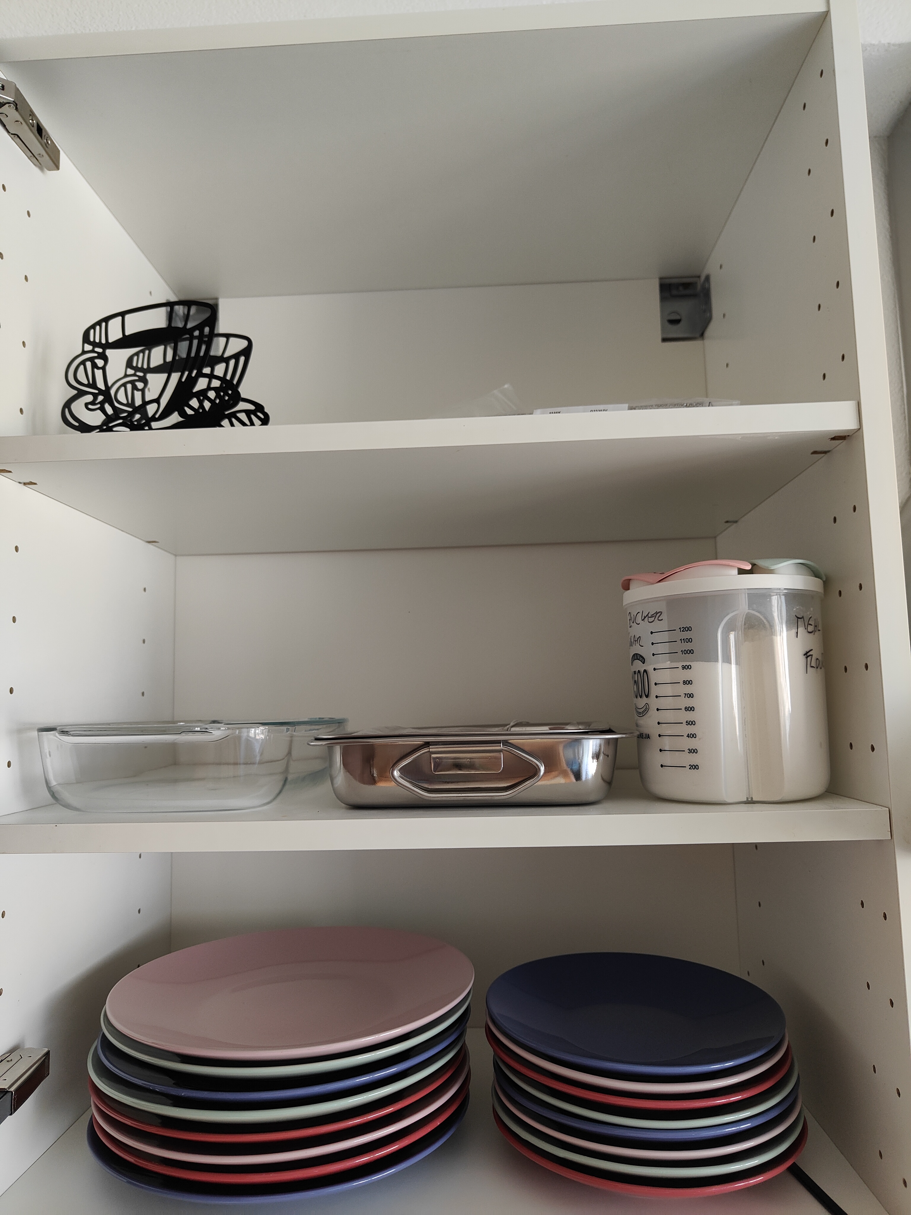 MonteurZimmer: Geschirr - Ferienwohnung Landliebe