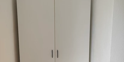 Monteur-Zimmer - Österreich - Kasten mit Laden - Ferienwohnung Landliebe