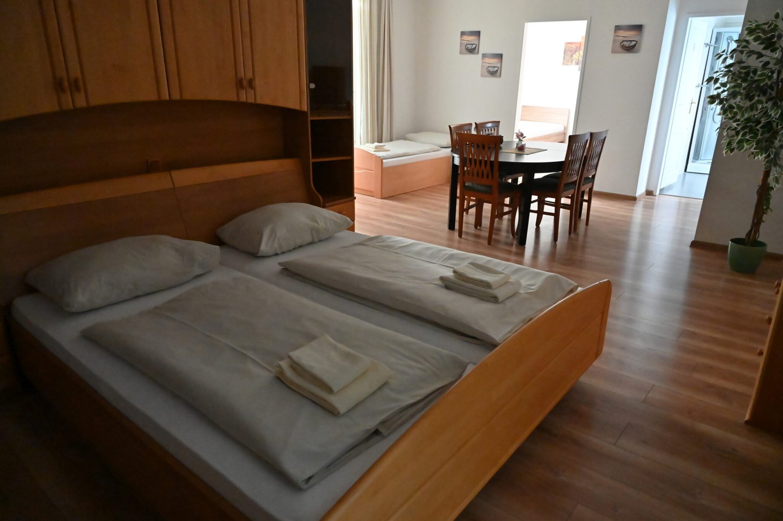 Monteur-Zimmer - Preis pro Nacht - Münchendorf - Pension Haus Nova