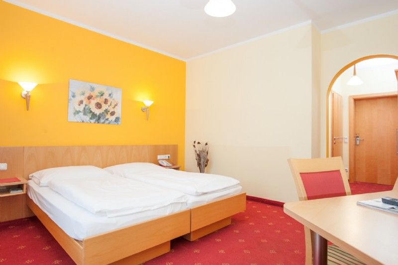 Monteur-Zimmer - Fernseher - Hotel zur Post