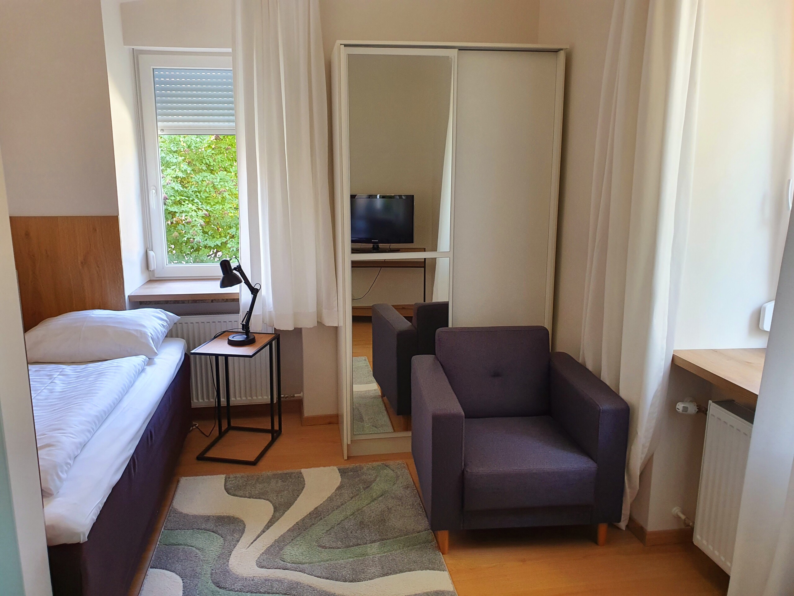 Monteur-Zimmer - Bad Vöslau - Hotel & Restaurant - Hotwagner