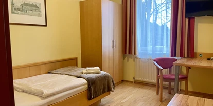 Monteur-Zimmer - Lanzendorf (Lanzendorf) - Gasthof Roderich Hotel KG