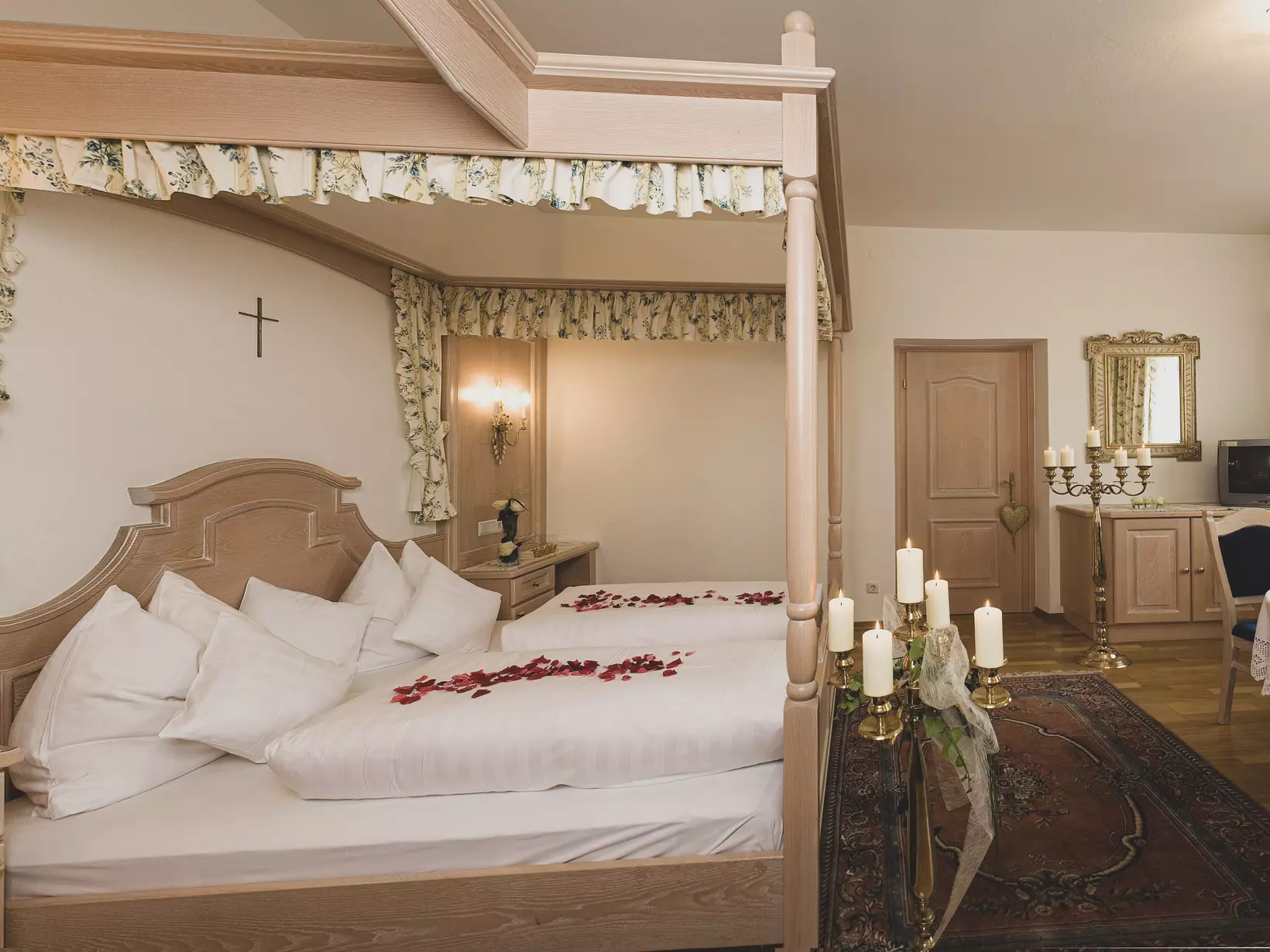 Monteur-Zimmer - Preis pro Nacht - Hall in Tirol - Gartenhotel Maria Theresia