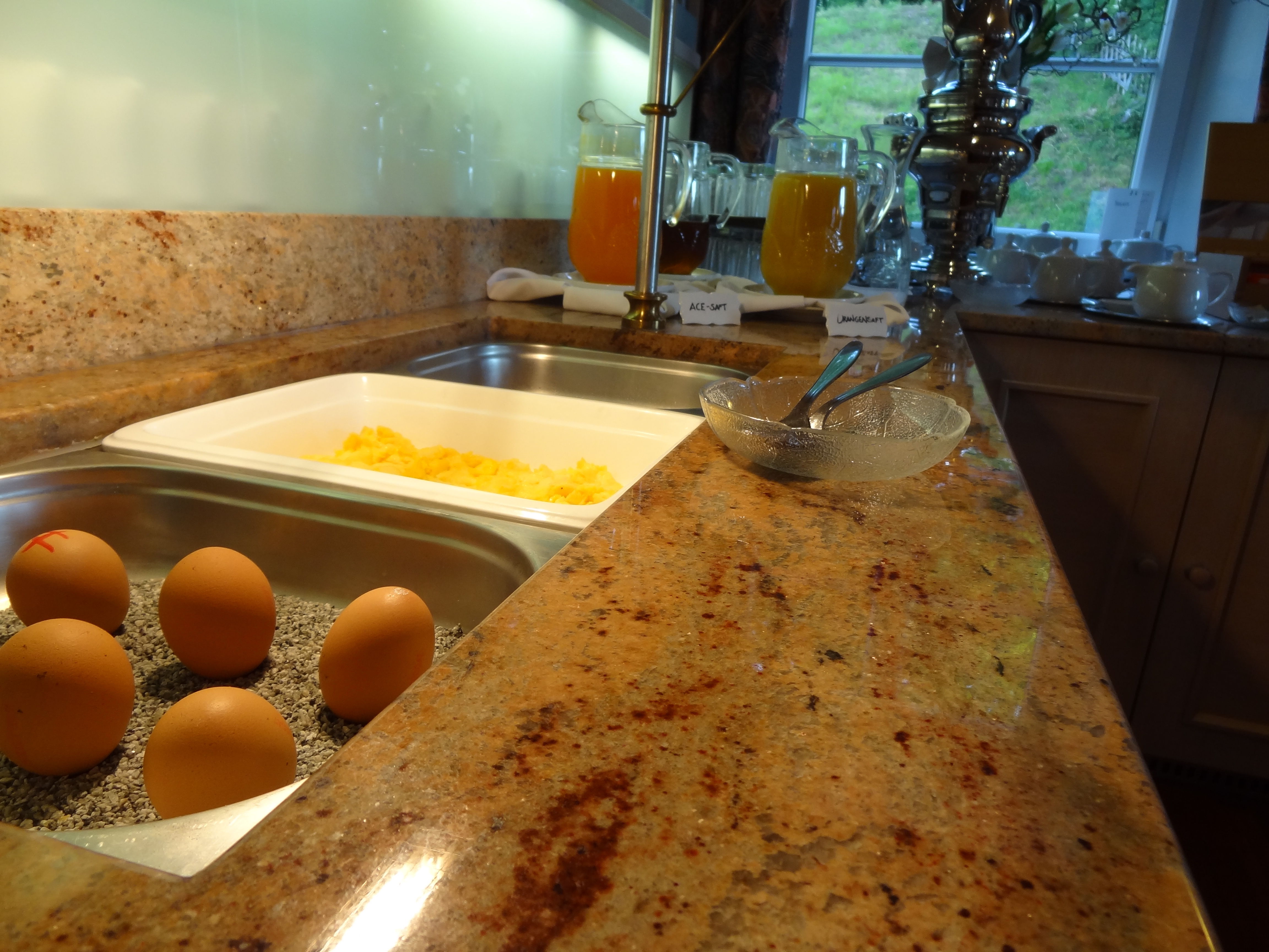 MonteurZimmer: Frühstück mit hausgemachten Speisen und lokalen Produkten - Austria Classic Hotel Heiligkreuz - Hall in Tirol