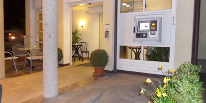 Monteur-Zimmer - Preis pro Nacht - Österreich - 24h check-in - Austria Classic Hotel Heiligkreuz - Hall in Tirol