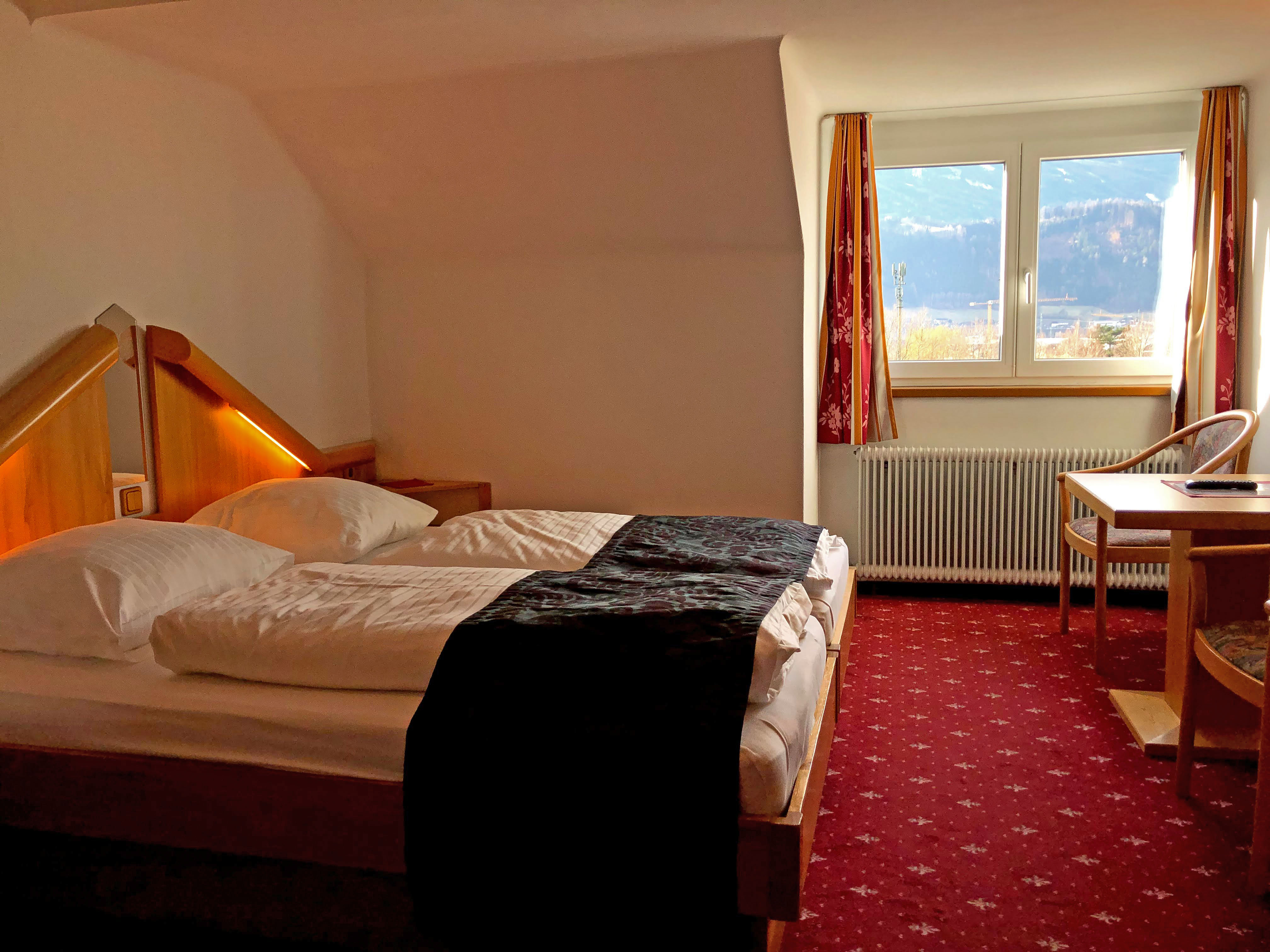 MonteurZimmer: Zimmer Standard - Austria Classic Hotel Heiligkreuz - Hall in Tirol