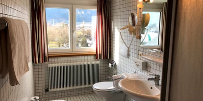 Monteur-Zimmer - Preis pro Nacht - Österreich - Bad Standardzimmer - Austria Classic Hotel Heiligkreuz - Hall in Tirol