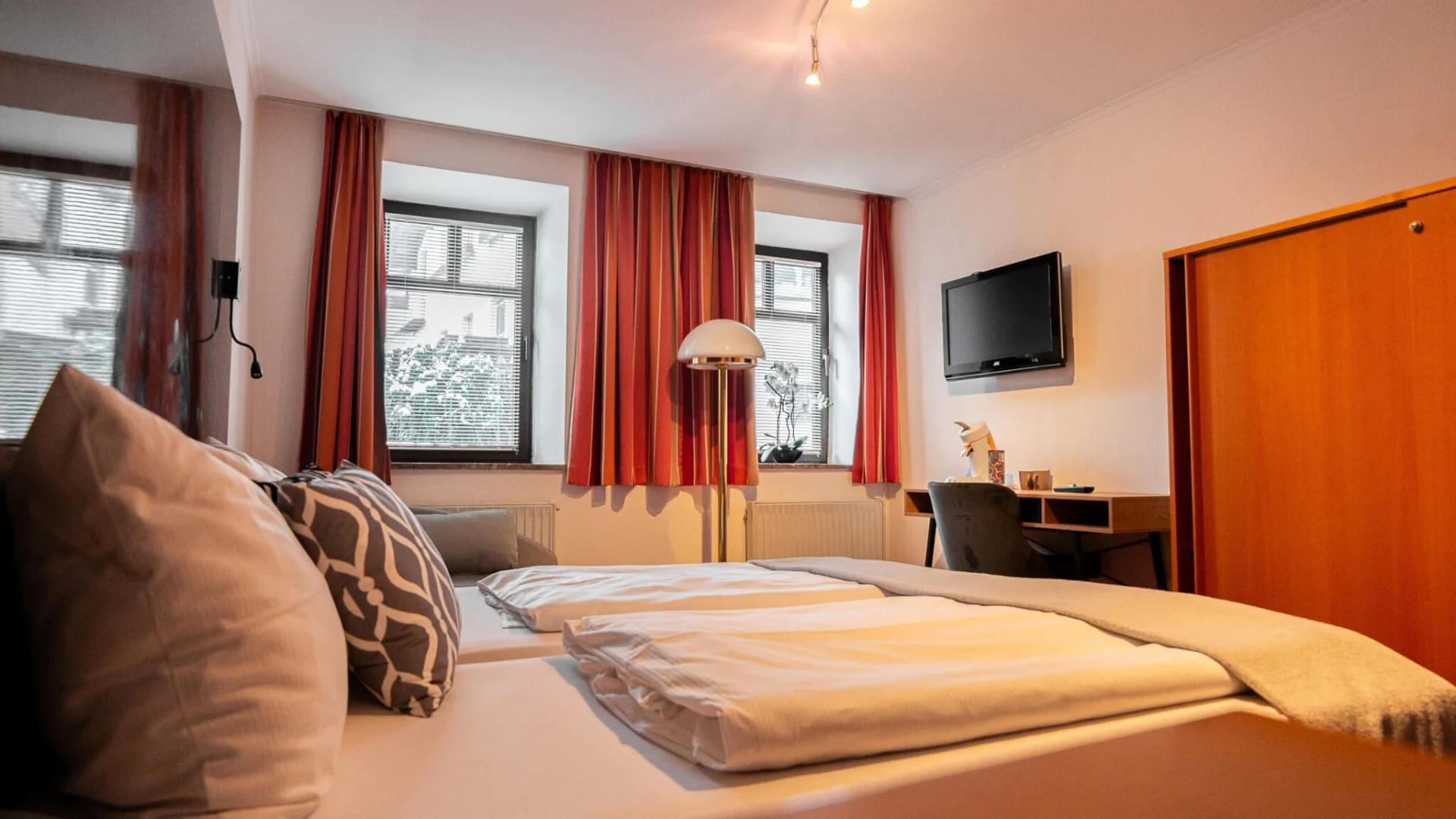 Monteur-Zimmer - Wörgl - BED & ROOMS