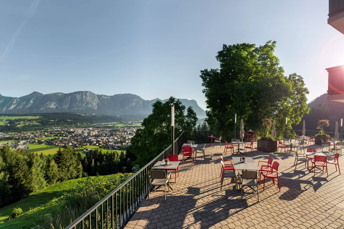 MonteurZimmer: Hotel Hennersberg