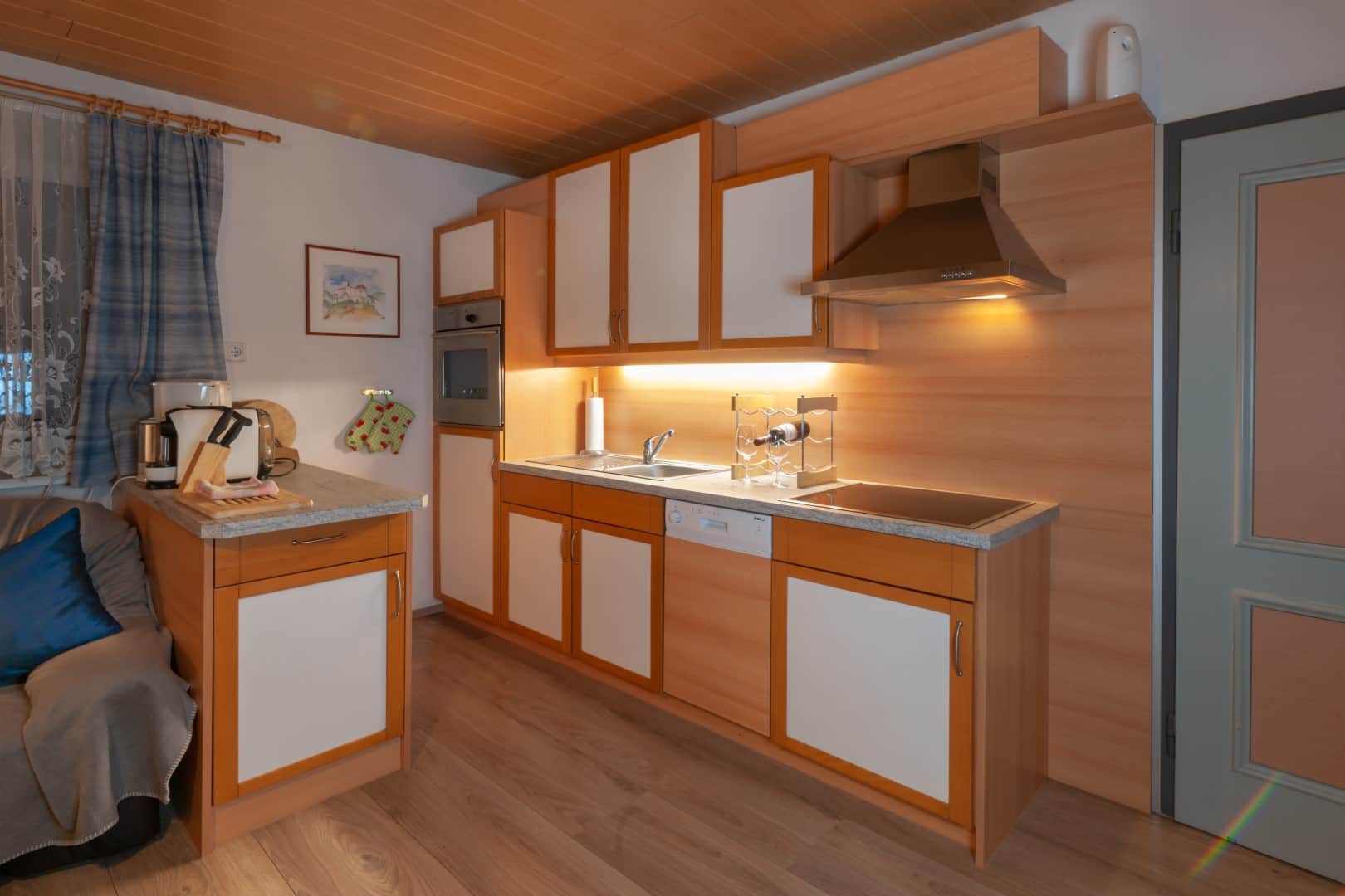 Monteur-Zimmer - Parkplatz: eigener Parkplatz für PKW vorhanden - Techendorf - Apartment Lilly Lienz