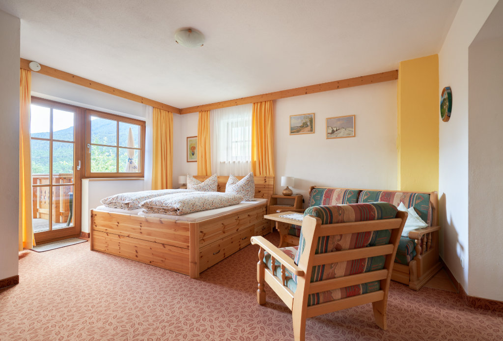 Monteur-Zimmer - Preis pro Nacht - Tirol - Appartements - Gästehaus Edelweiss