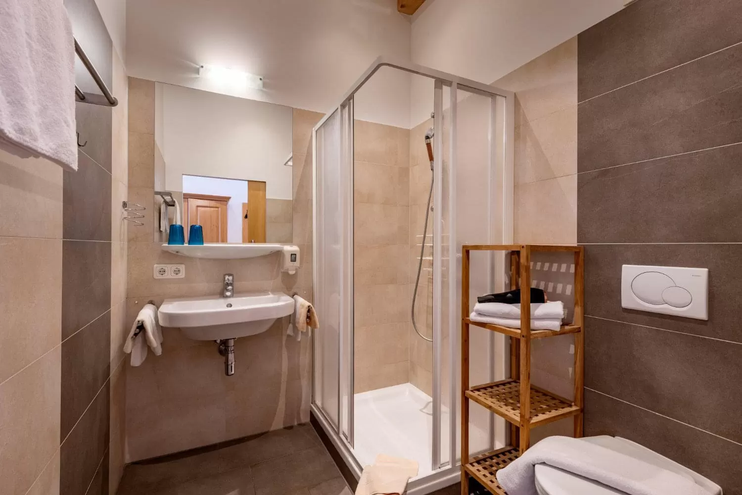 Monteur-Zimmer - Uttendorf (Uttendorf) - Pension Noella St. Johann in Tirol