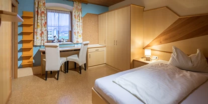 Monteur-Zimmer - Schmitten (Zell am See) - Lacknerhof Jugendheim/Pension/Selbstversorger