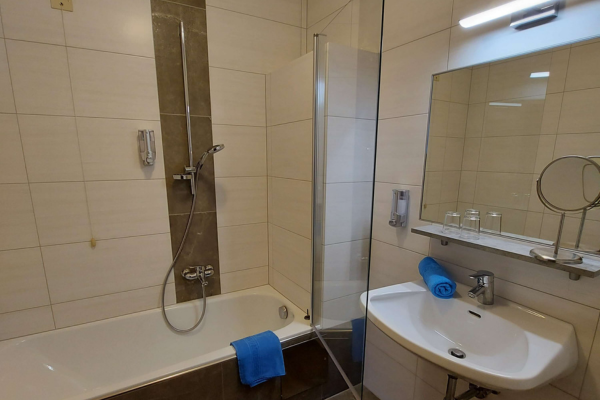 Monteur-Zimmer - Preis pro Nacht - Dürnvellach - Dolomitenhotel Lienz