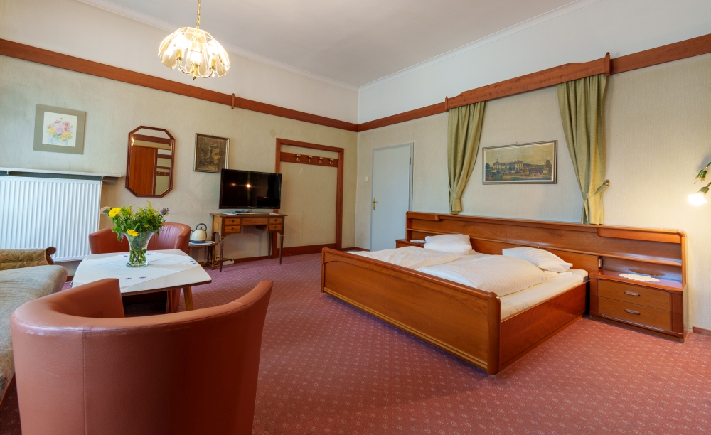 Monteur-Zimmer - Preis pro Nacht - Dürnvellach - Altstadthotel, Cafè Eck