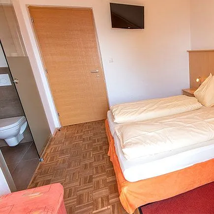 Monteur-Zimmer - Preis pro Nacht - Tirol - Cafe Pension Alpina