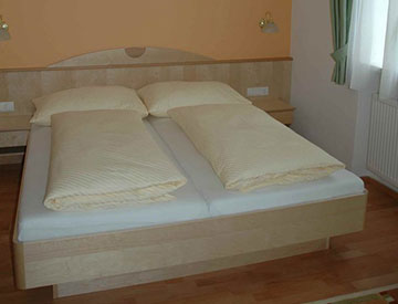 Monteur-Zimmer - Preis pro Nacht - Tirol - Gasthof Neupradl