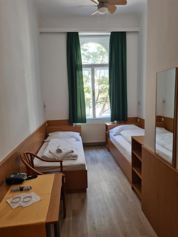 Monteur-Zimmer - Groß-Enzersdorf - Pension Ani-Falstaff