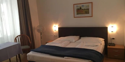 Monteur-Zimmer - Lanzendorf (Lanzendorf) - Pension Ani-Falstaff