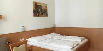 Monteur-Zimmer - Lanzendorf (Lanzendorf) - Pension Ani-Falstaff