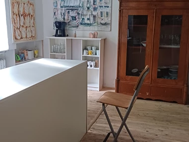 MonteurZimmer: Haus im Grünen