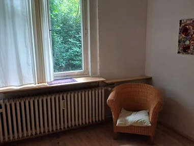 MonteurZimmer: Haus im Grünen