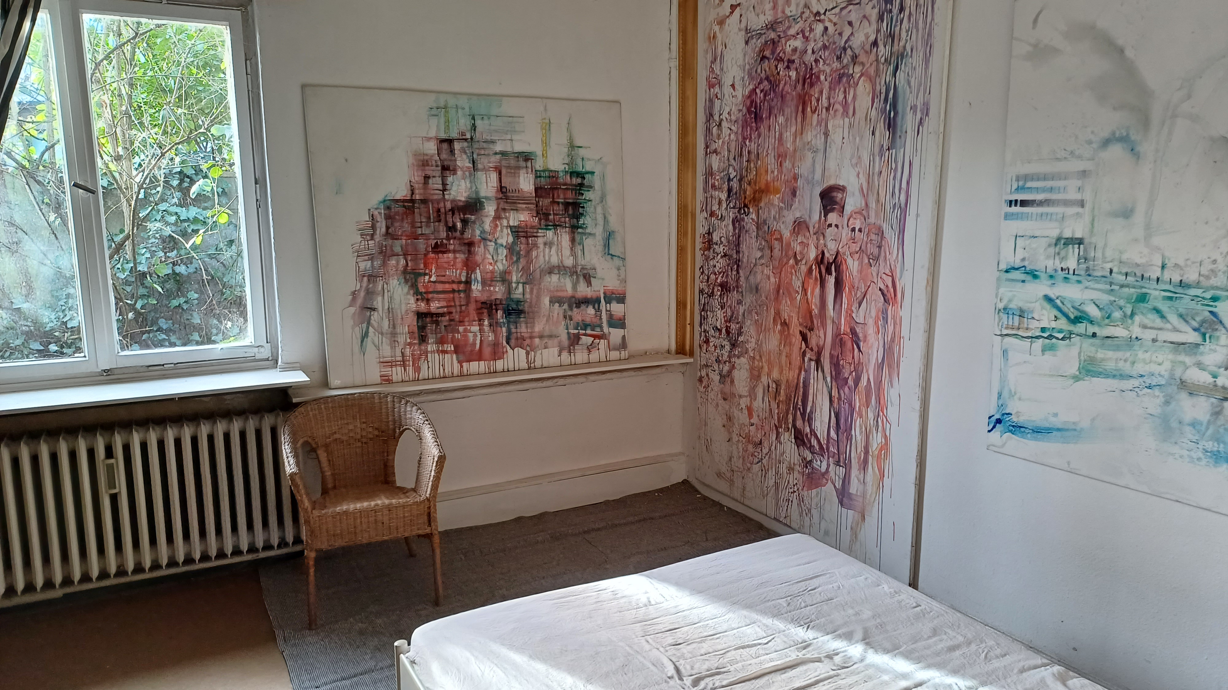 MonteurZimmer: Haus im Grünen