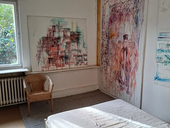 MonteurZimmer: Haus im Grünen