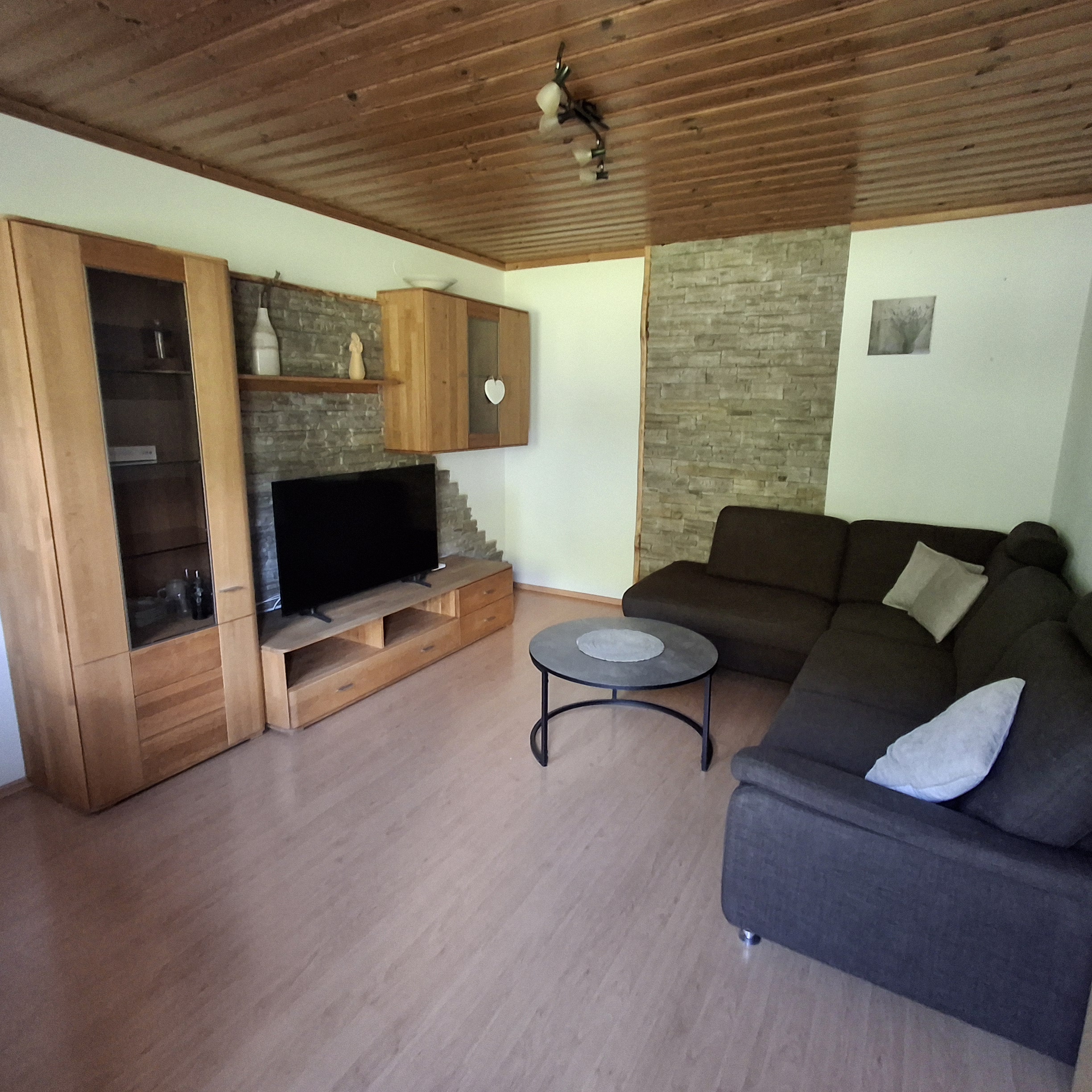 Monteur-Zimmer - Fernseher - Wagrain - Unterschiedgut 