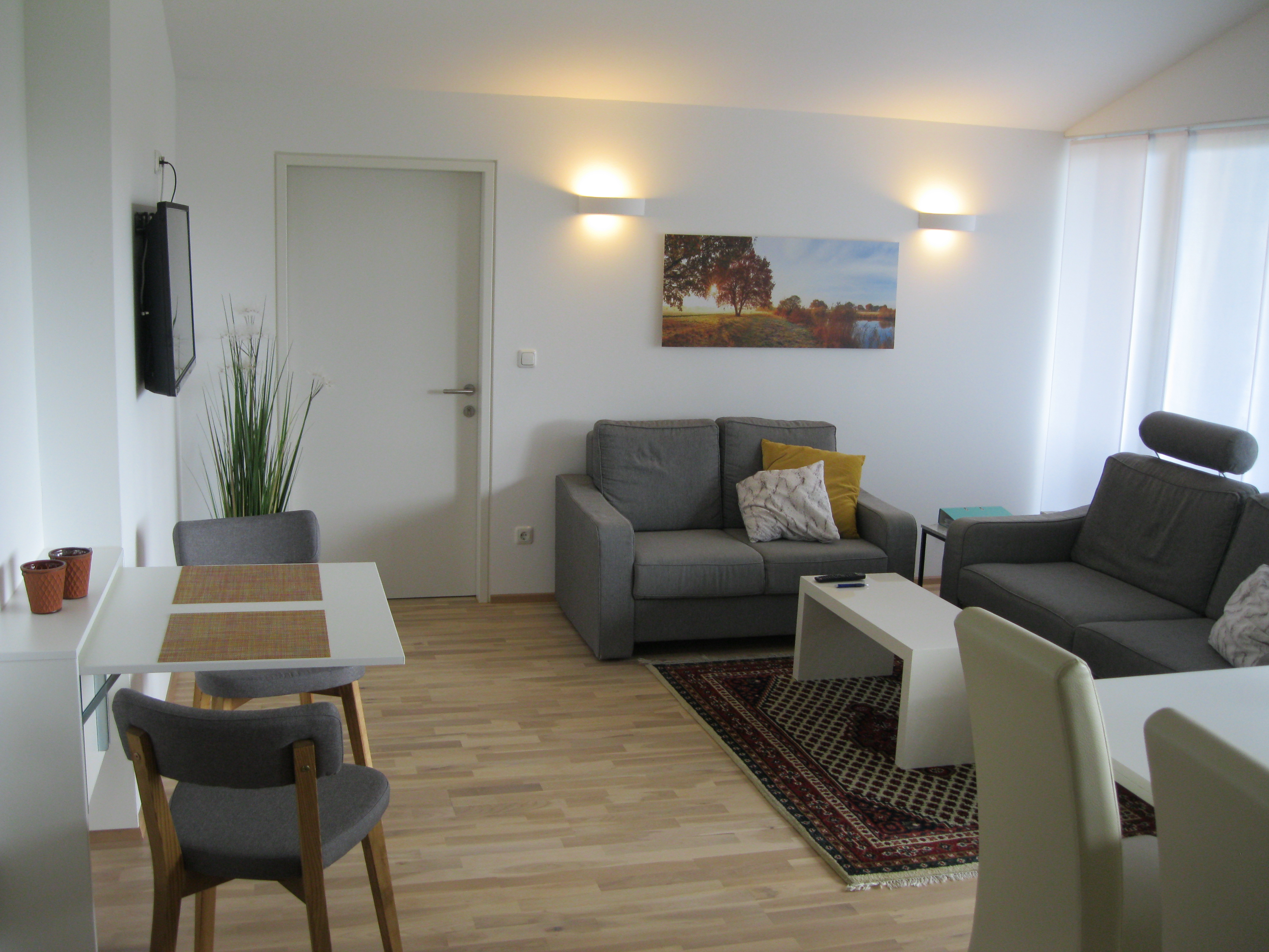 Monteur-Zimmer - Scharnstein - Traunapartment-EZ-Parkplatz-24/7-Balkon-Zentrale Lage-WLAN