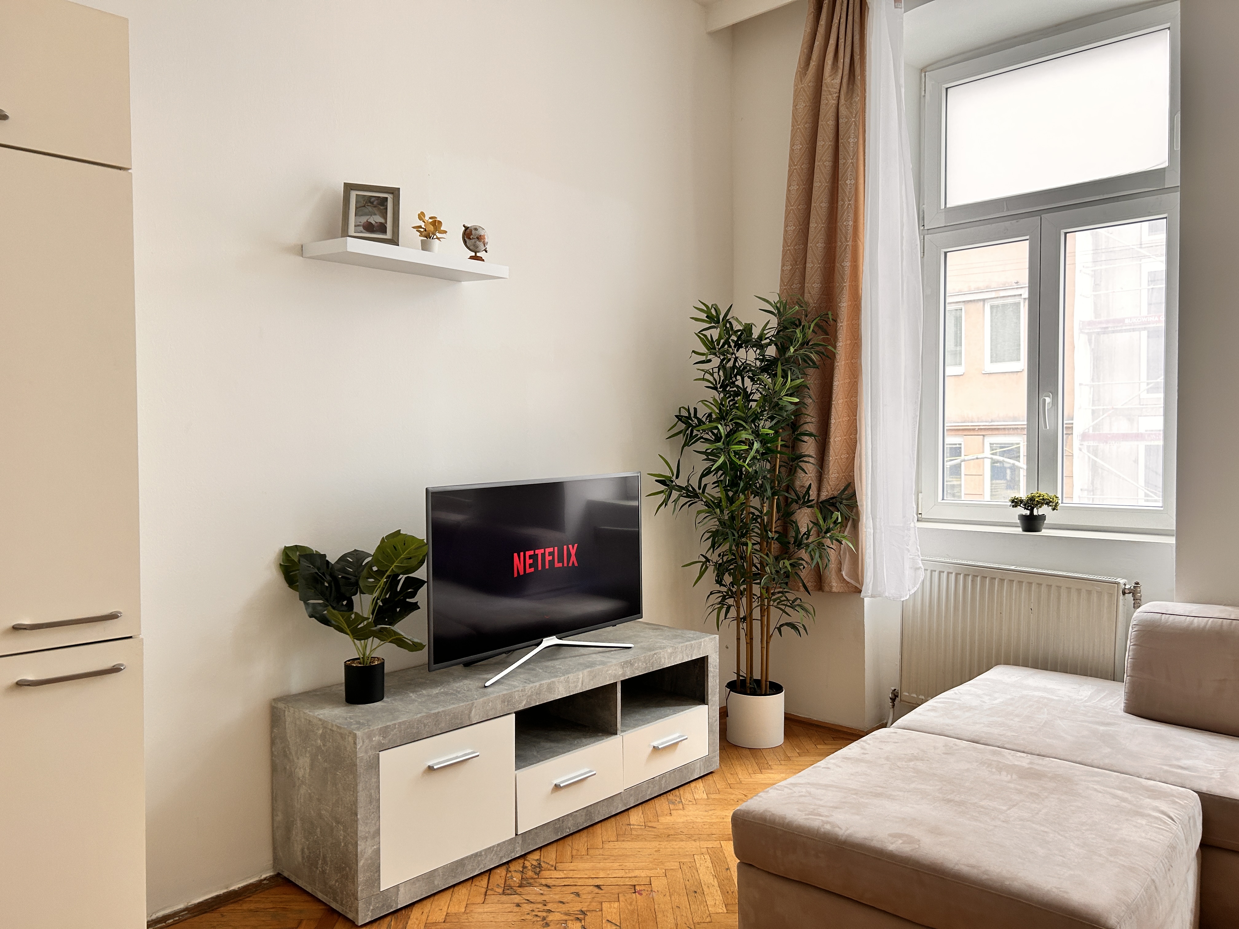 MonteurZimmer: 8 Geräumige Monteurzimmer Wohnungen im Herzen Wiens | 10. Bezirk, U-Bahn-Nähe, Voll ausgestattete Apartments inkl. Küche, Bad & Waschmaschine für bis zu 6 Personen – Ihre ideale Unterkunft!