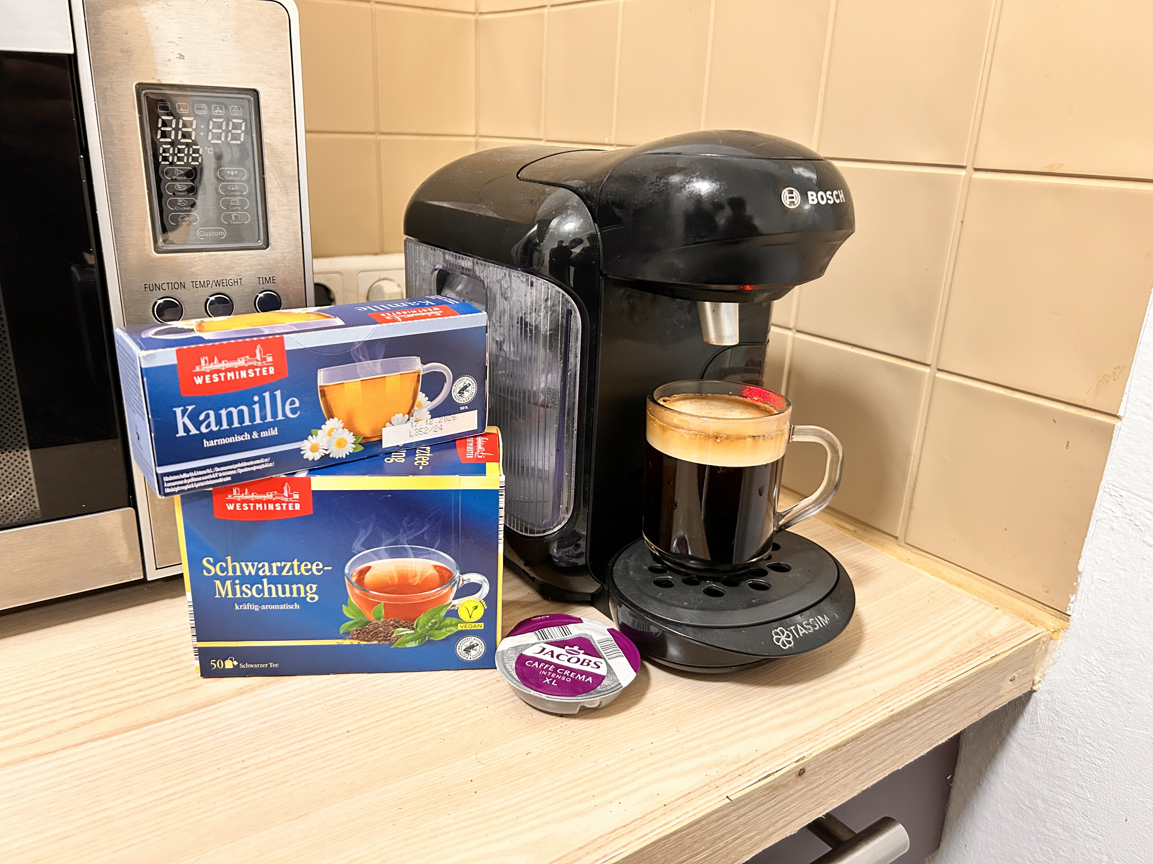 MonteurZimmer: 8 Geräumige Monteurzimmer Wohnungen im Herzen Wiens | 10. Bezirk, U-Bahn-Nähe, Voll ausgestattete Apartments inkl. Küche, Bad & Waschmaschine für bis zu 6 Personen – Ihre ideale Unterkunft!