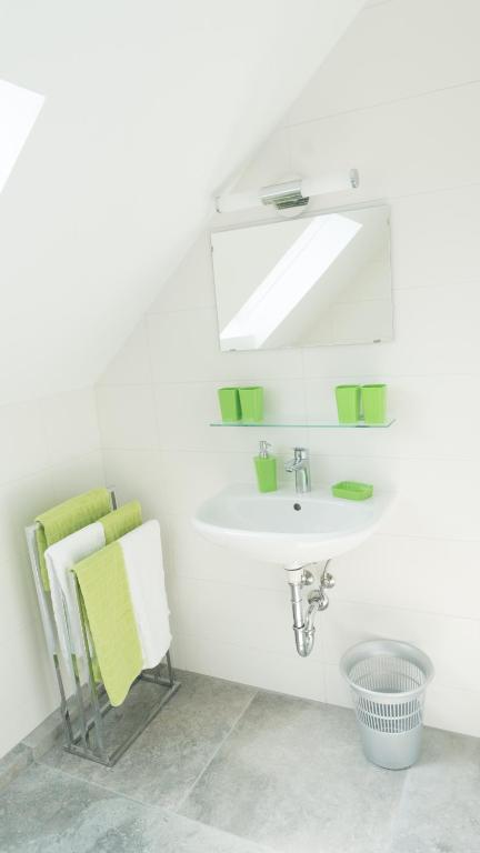 Monteur-Zimmer - WIFI / Internet - Graz und Umgebung - Christa Aldrian