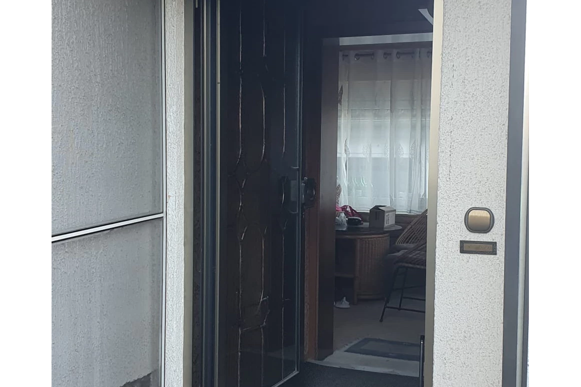 MonteurZimmer: Eingang - FeWo Bienchen