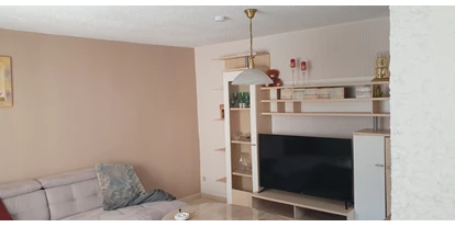 Monteur-Zimmer - Zwenkau - Wohnzimmer - FeWo Bienchen