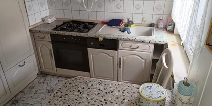 Monteur-Zimmer - Zwenkau - Küche mit Herd - FeWo Bienchen