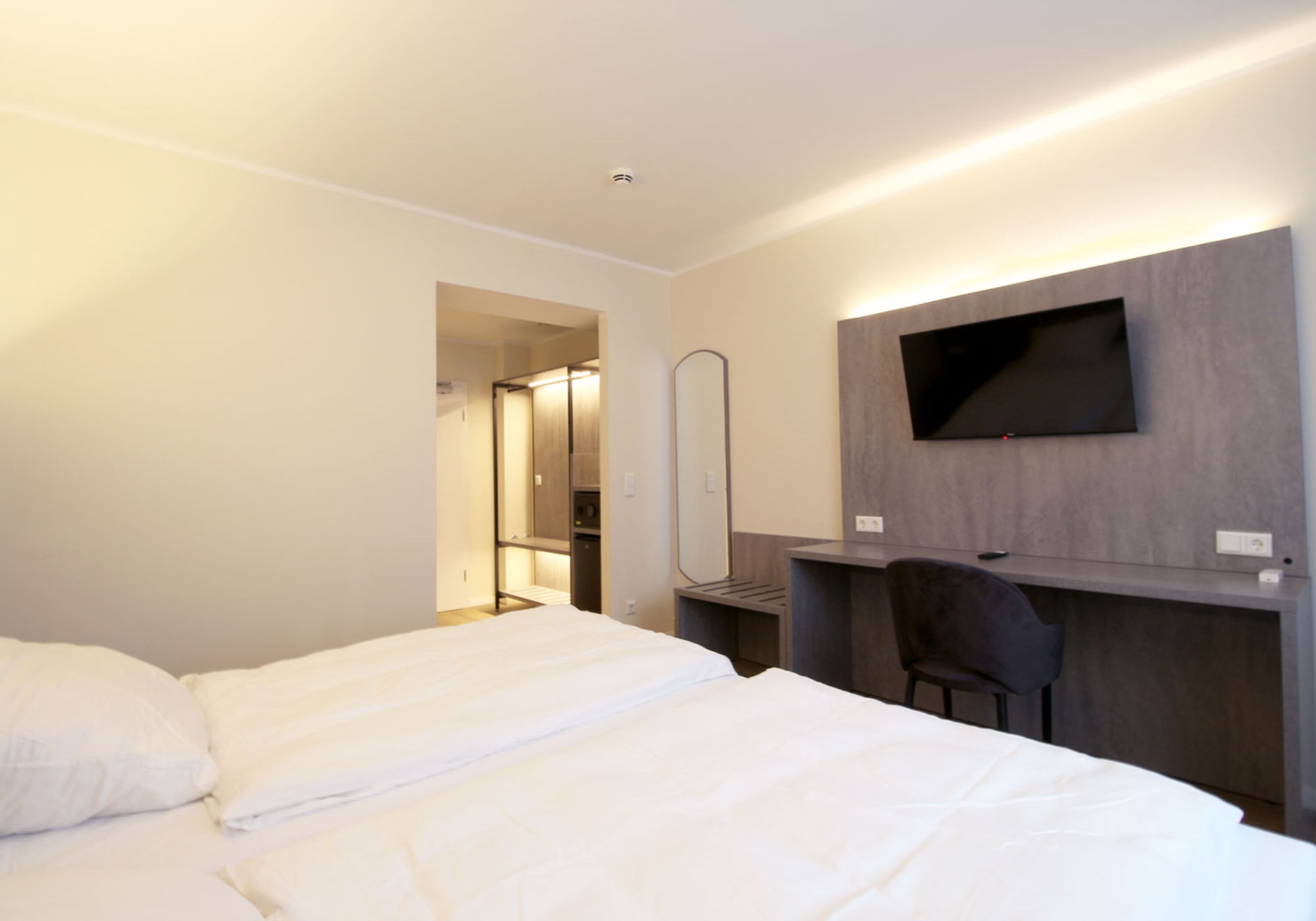 Monteur-Zimmer - Brühl (Rhein-Erft-Kreis) - HomeRent in Köln, linksrheinisch