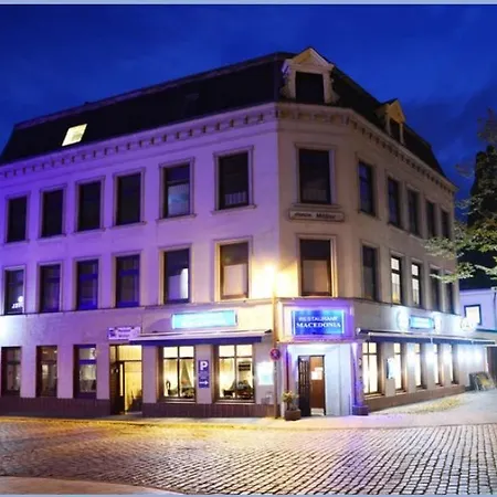 Monteur-Zimmer - Preis pro Nacht - Deutschland - https://www.hotelflensburg.com/data/Photos/700x500w/12666/1266600/1266600565/photo-flensburg-1.JPEG - Pension Hygge am Hafen